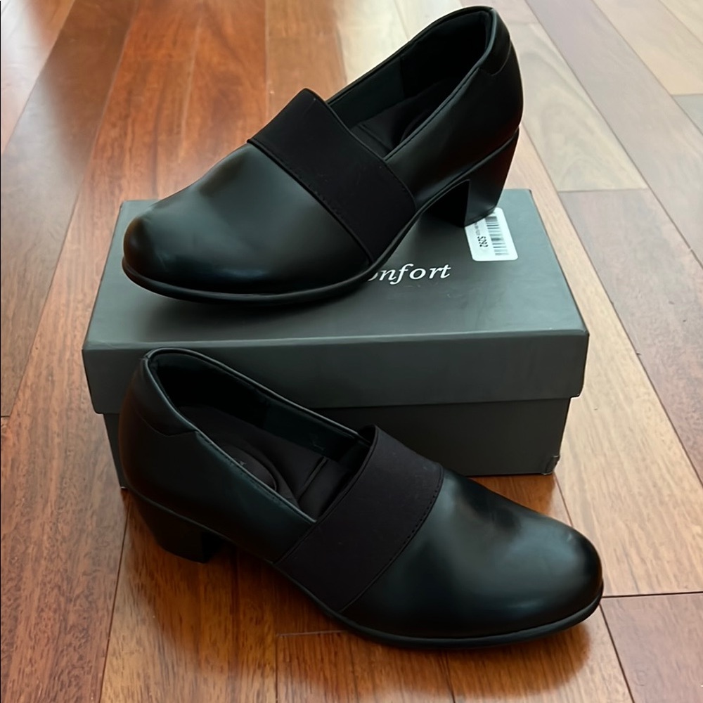 VJH Confort Black Heels with Minimalist Design